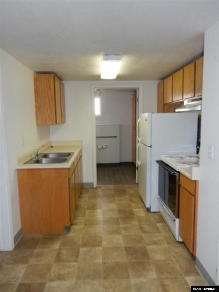 10 E 6th St, Battle Mountain, NV 89820